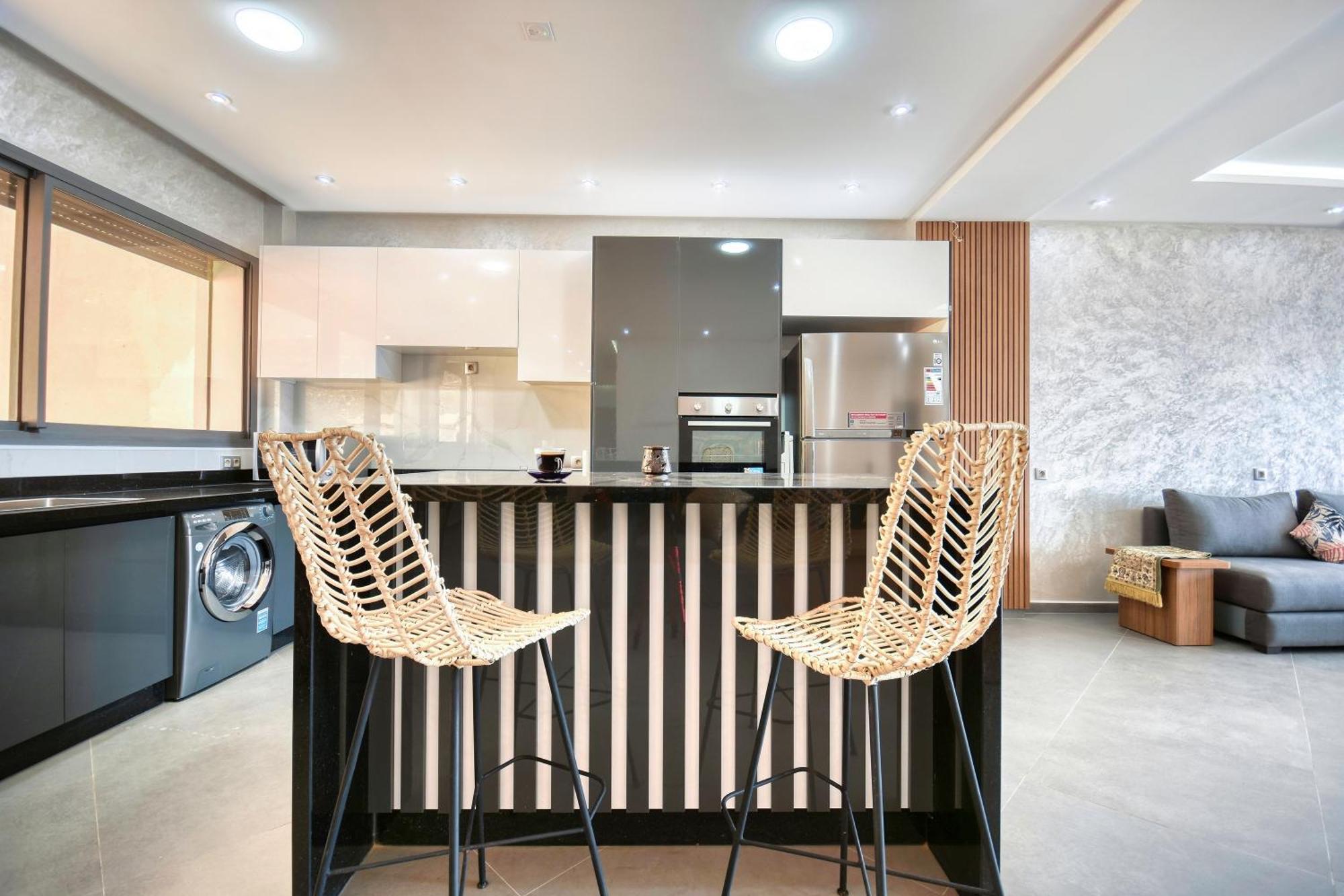 Luxury Seafront Appartement 6-7P Agadir Exterior photo